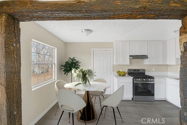 Detail Gallery Image 4 of 14 For 47242 92nd St, Lancaster,  CA 93536 - 2 Beds | 1 Baths