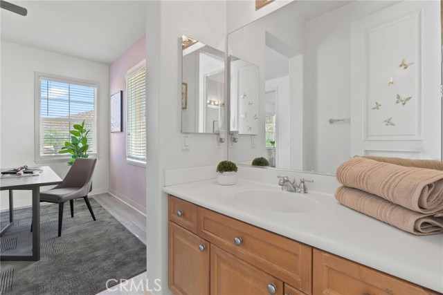 21 Plaza Modena, Lake Elsinore CA: https://media.crmls.org/medias/daaad05d-04f8-459a-8dfe-8e3489d3a454.jpg