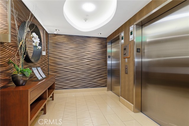 Detail Gallery Image 5 of 55 For 3049 Scholarship, Irvine,  CA 92612 - 2 Beds | 2/1 Baths