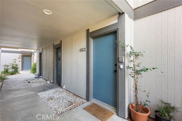 Detail Gallery Image 7 of 33 For 6475 Twin Circle Ln #3,  Simi Valley,  CA 93063 - 2 Beds | 2 Baths