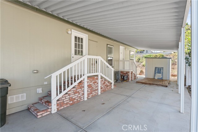 2851 Rolling Hills Drive, Fullerton CA: https://media.crmls.org/medias/daac3500-346f-4138-86a2-1f7ff379c82e.jpg