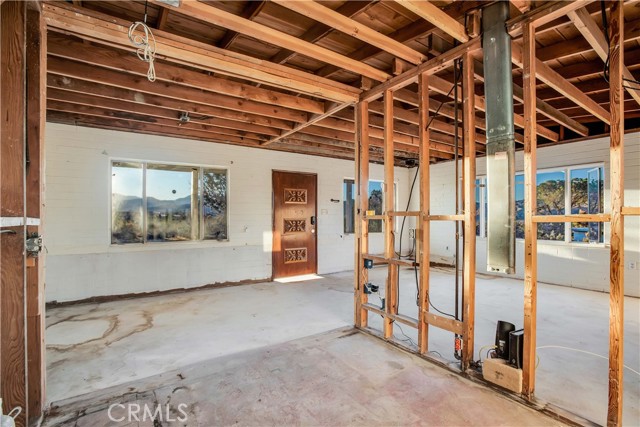 Detail Gallery Image 17 of 32 For 7985 Deer Trl, Yucca Valley,  CA 92284 - 2 Beds | 1 Baths