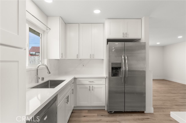 Detail Gallery Image 11 of 23 For 5561 Spa Dr, Huntington Beach,  CA 92647 - 4 Beds | 2 Baths