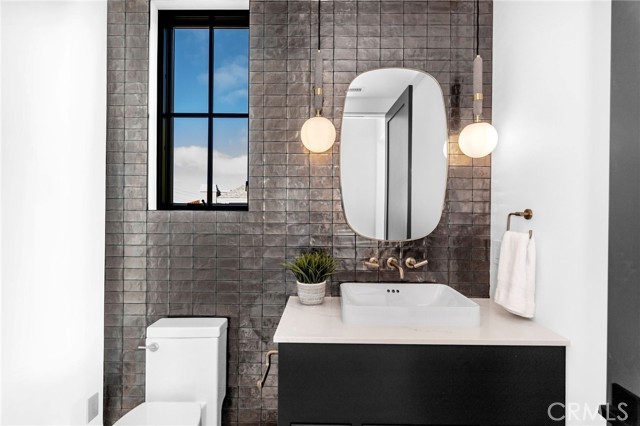 Powder room