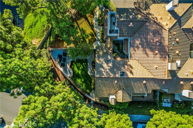 Detail Gallery Image 40 of 48 For 2 Barcelona, Aliso Viejo,  CA 92656 - 2 Beds | 2/1 Baths