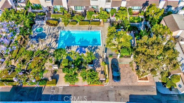 9724 Walker Court, Cypress CA: https://media.crmls.org/medias/daaff673-b8d8-4122-a02c-a135fba68754.jpg