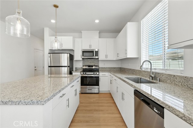 30248 Sunset Pier Drive, Menifee CA: https://media.crmls.org/medias/daaffbea-2f8d-4bc4-878a-1e2674292331.jpg