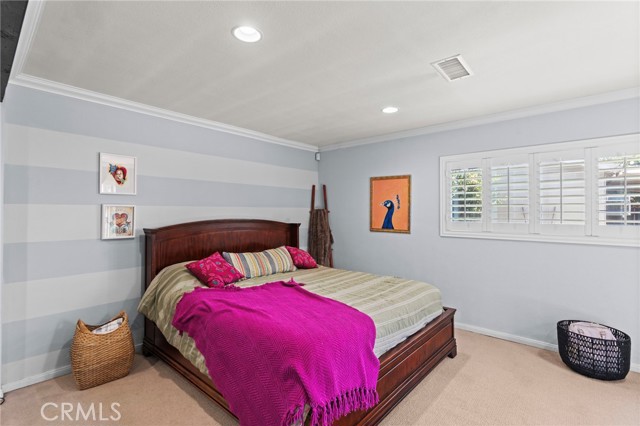 289 E Mckinley Avenue, Pomona CA: https://media.crmls.org/medias/daafff85-d305-494c-94af-c2afac482813.jpg