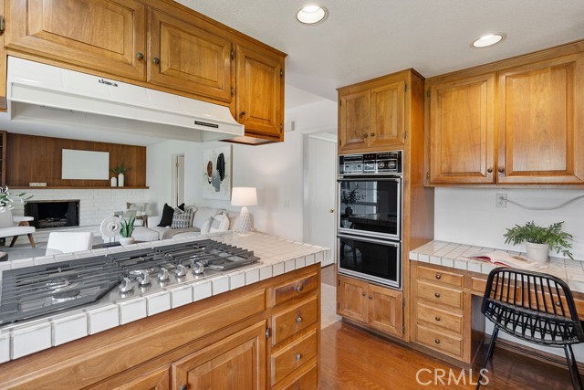 Image 9 of 41 For 17442 Parker Drive