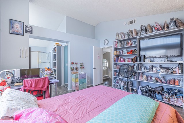 Detail Gallery Image 24 of 39 For 3336 E Avenue Q10, Palmdale,  CA 93550 - 4 Beds | 3 Baths