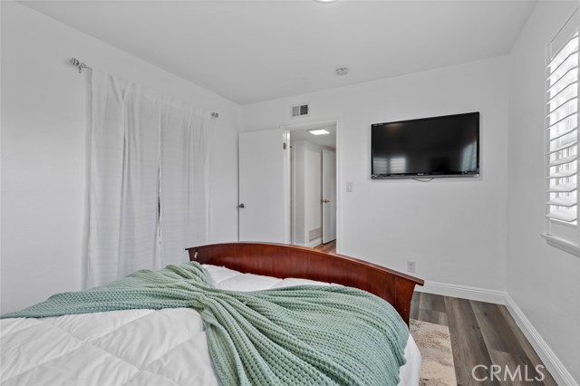 10072 Roselee Drive, Garden Grove CA: https://media.crmls.org/medias/dab1d989-433e-44b9-88dc-76cd7e6c71a3.jpg