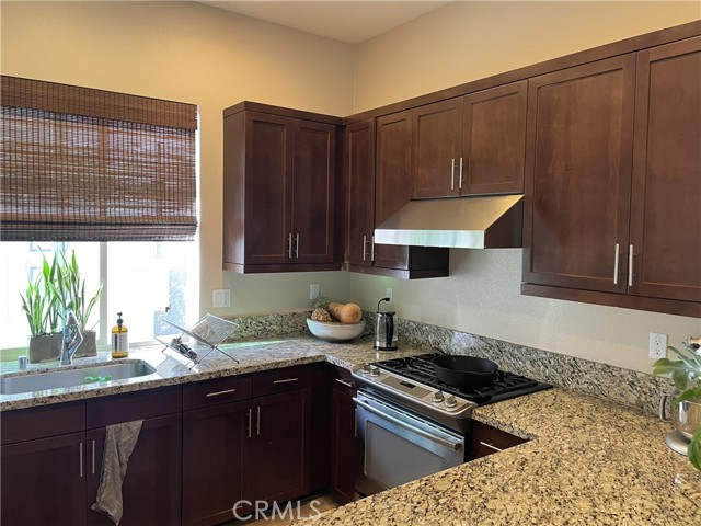 1818 Coastal Way, Costa Mesa CA: https://media.crmls.org/medias/dab263a3-eb88-486e-b5d7-88f1645697ea.jpg