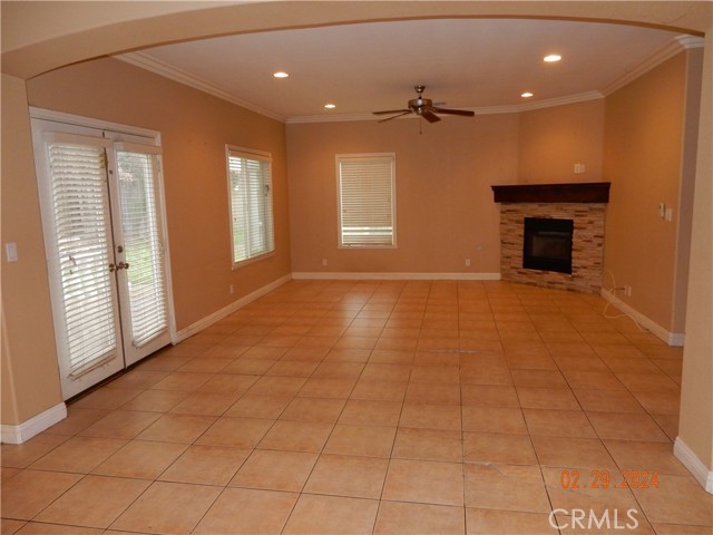 Detail Gallery Image 3 of 35 For 10130 Victoria St, Rancho Cucamonga,  CA 91701 - 4 Beds | 2/1 Baths