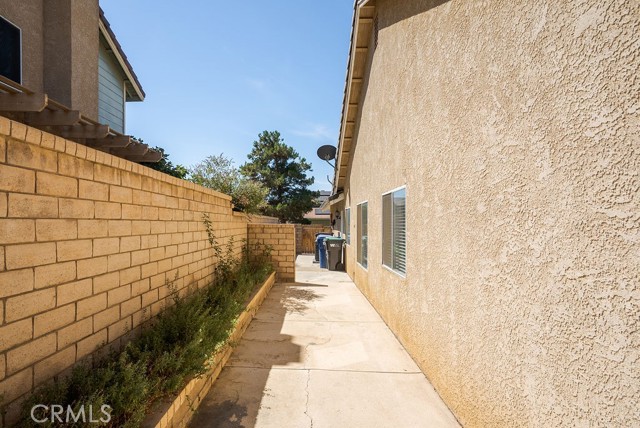 Detail Gallery Image 26 of 34 For 1715 Lake Way, Lancaster,  CA 93534 - 5 Beds | 3 Baths