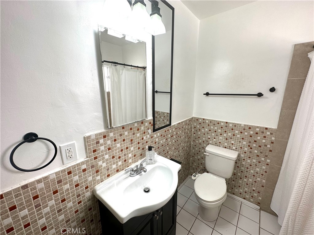 MLS #OC25148518 img 7