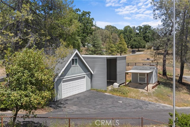 Detail Gallery Image 15 of 27 For 5525 Whispering Pines Ln, Paso Robles,  CA 93446 - 2 Beds | 2 Baths