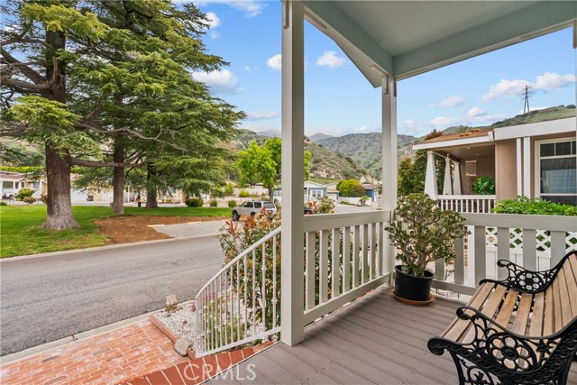 15455 Glenoaks Boulevard, Sylmar CA: https://media.crmls.org/medias/dab4180a-34cb-4181-86c3-3181461e76c1.jpg