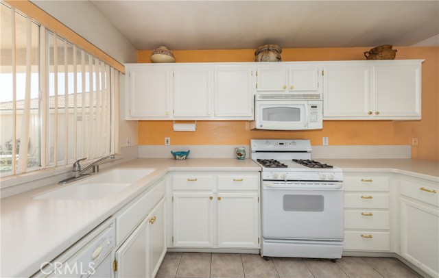 Detail Gallery Image 13 of 32 For 689 Twin Hills Dr, Banning,  CA 92220 - 2 Beds | 2 Baths