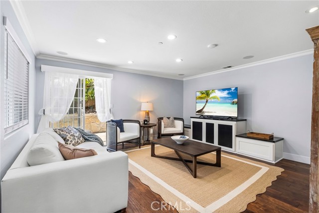 Detail Gallery Image 9 of 22 For 225 Avenida De La Grulla a,  San Clemente,  CA 92672 - 4 Beds | 3/1 Baths