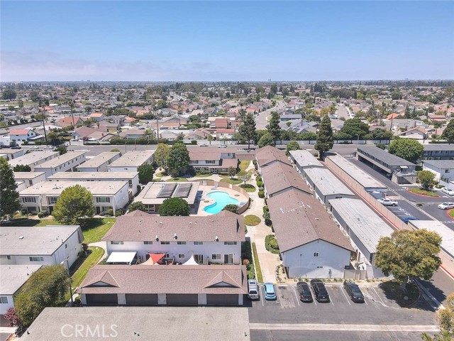 17401 Hood Court, Fountain Valley CA: https://media.crmls.org/medias/dab55f9e-ea2c-43ce-a2ad-7542a786b8ca.jpg