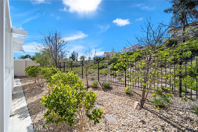 Detail Gallery Image 29 of 71 For 40609 Corte Albara, Murrieta,  CA 92562 - 2 Beds | 2 Baths