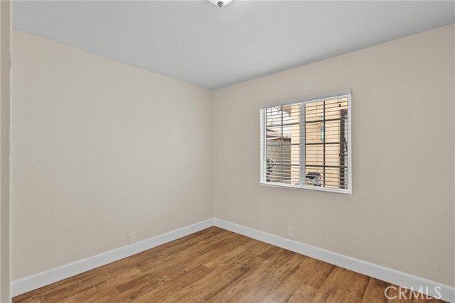 Detail Gallery Image 32 of 43 For 18621 Bryant St, Northridge,  CA 91324 - 4 Beds | 2 Baths
