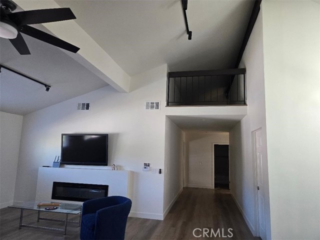 Detail Gallery Image 3 of 33 For 8579 Volga River Cir, Fountain Valley,  CA 92708 - 3 Beds | 2 Baths