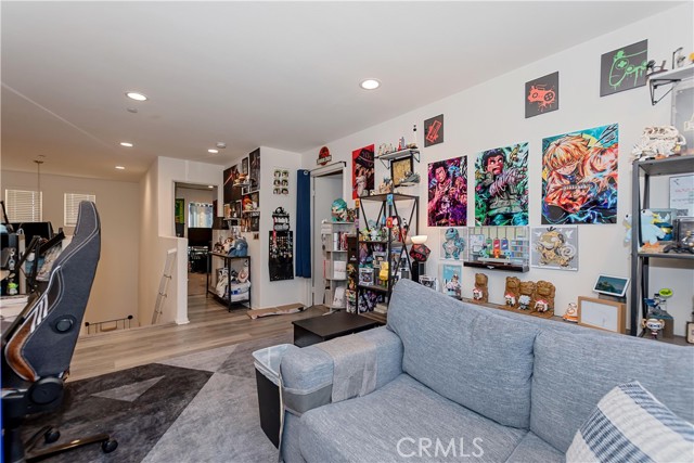 Detail Gallery Image 33 of 38 For 3013 via Bella Rosa, Rosamond,  CA 93560 - 4 Beds | 3 Baths