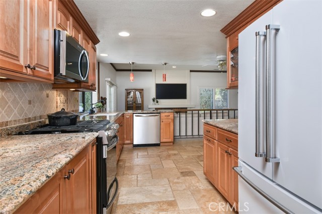 Detail Gallery Image 21 of 60 For 1772 Restful Ct, Simi Valley,  CA 93065 - 4 Beds | 2 Baths