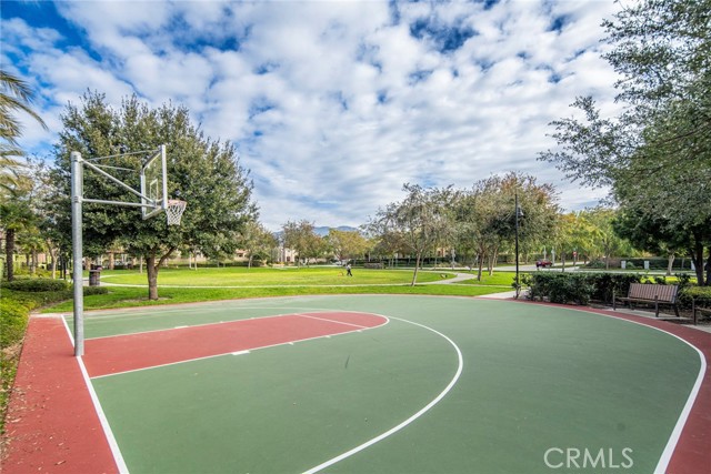 Detail Gallery Image 37 of 41 For 10 Tomango, Lake Forest,  CA 92630 - 5 Beds | 4/1 Baths