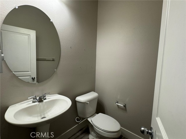 Detail Gallery Image 9 of 26 For 29306 Prestwick, Lake Elsinore,  CA 92530 - 3 Beds | 2/1 Baths