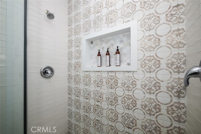 Detail Gallery Image 19 of 56 For 700 E Oceanfront, Newport Beach,  CA 92661 - – Beds | – Baths