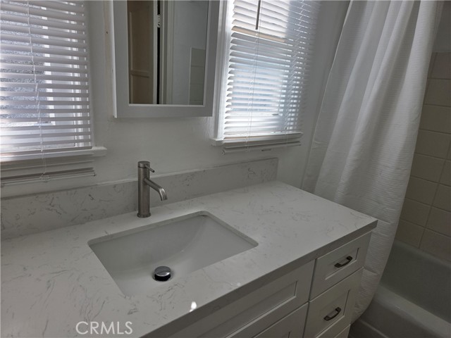 Detail Gallery Image 9 of 32 For 364 S Sierra Madre #370 1/2,  Pasadena,  CA 91107 - 1 Beds | 1 Baths