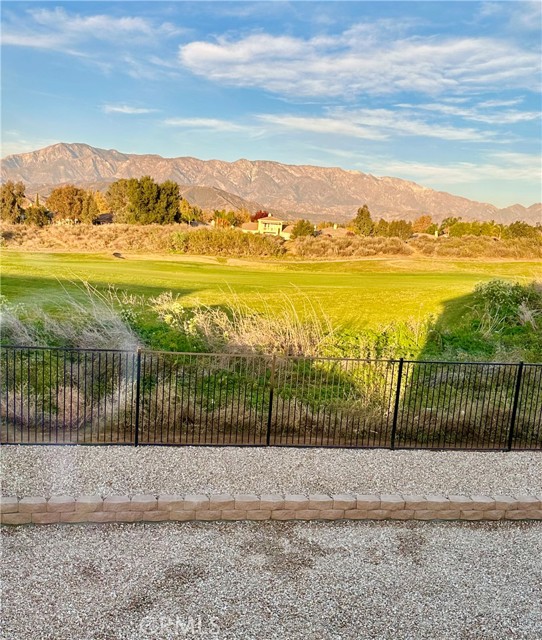 Detail Gallery Image 5 of 27 For 35448 Price, Beaumont,  CA 92223 - 4 Beds | 3 Baths