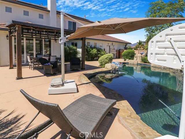 24049 Skyline, Mission Viejo CA: https://media.crmls.org/medias/daba8ac0-bab8-4b96-a37b-8b500ba00a7c.jpg
