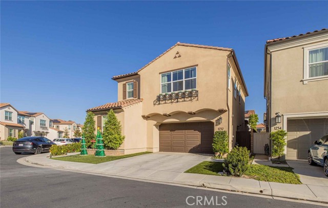 Detail Gallery Image 3 of 57 For 1232 E Providence, Placentia,  CA 92870 - 4 Beds | 4 Baths