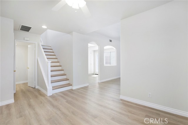 64 Rue Fontaine, Lake Forest CA: https://media.crmls.org/medias/dabbc3db-8425-477a-813f-ec29e22b4d24.jpg