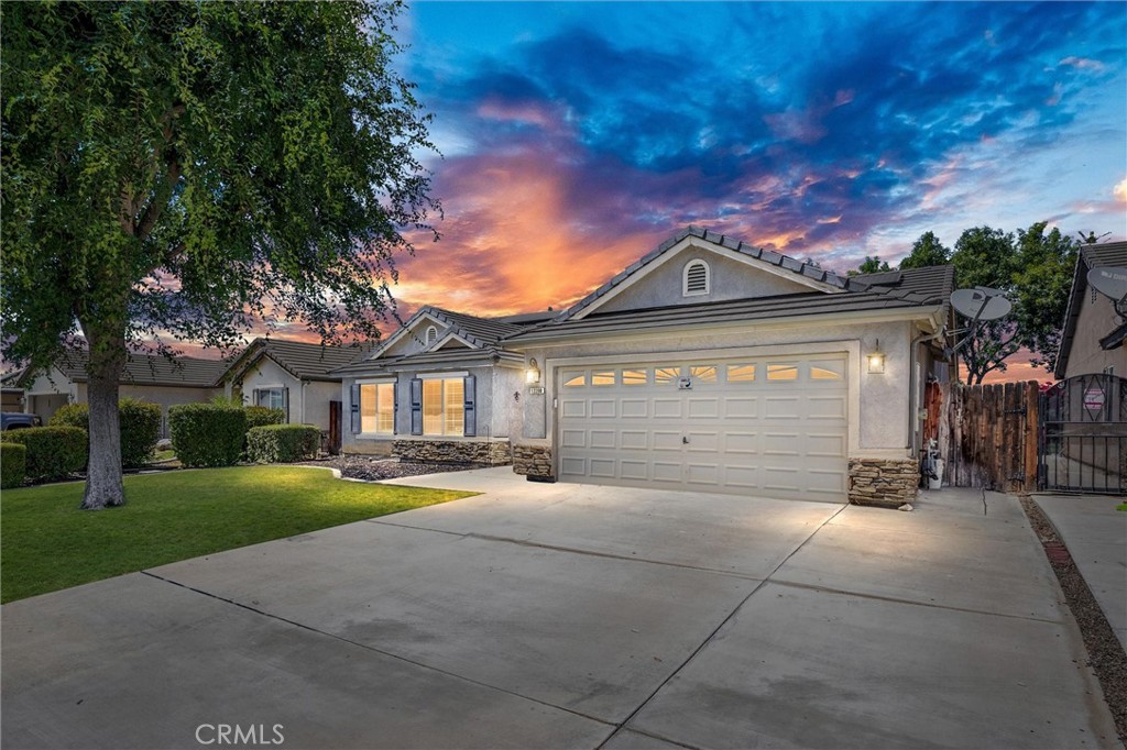 12200 Verdelho Avenue