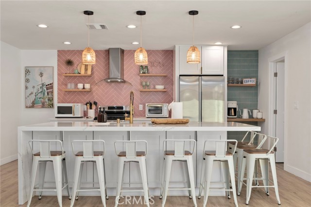 Detail Gallery Image 8 of 20 For 2214 Edna Dr, Santa Ana,  CA 92706 - 4 Beds | 3 Baths