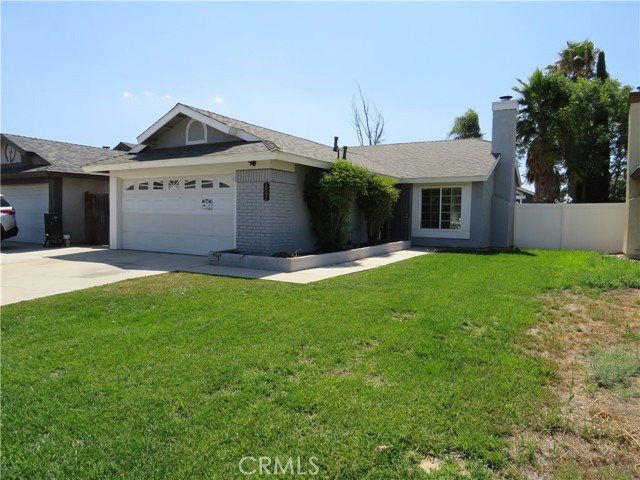 1892 Murrieta Road, Perris CA: https://media.crmls.org/medias/dabe7f21-be11-490f-8b70-b33a669f26d3.jpg