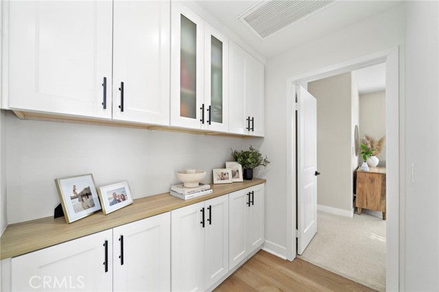 Detail Gallery Image 25 of 30 For 1974 Meyer Pl #D,  Costa Mesa,  CA 92627 - 2 Beds | 2/1 Baths