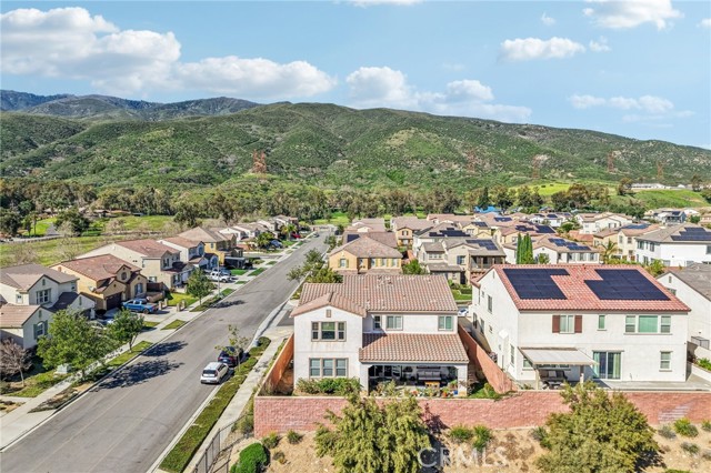 Detail Gallery Image 32 of 37 For 15415 Nikolai Ln, Fontana,  CA 92336 - 4 Beds | 3/1 Baths