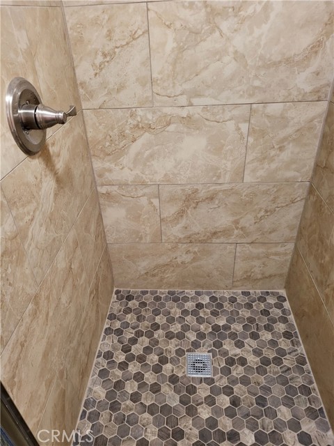 720 5th Avenue, La Habra CA: https://media.crmls.org/medias/dac00ebb-f661-4360-be2d-c1313e20d9a4.jpg