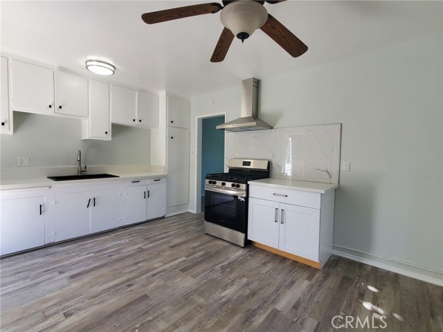 Detail Gallery Image 12 of 21 For 25913 Hillworth Ave, Lomita,  CA 90717 - 2 Beds | 1 Baths