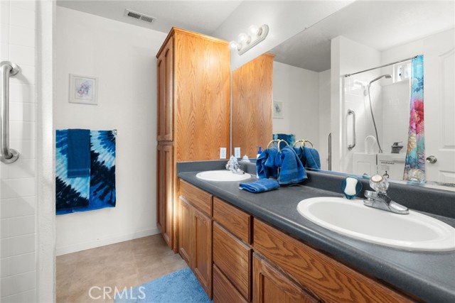 Detail Gallery Image 20 of 38 For 1917 Feather, Oroville,  CA 95965 - 3 Beds | 2 Baths