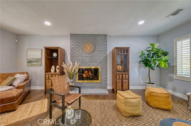 Detail Gallery Image 3 of 39 For 3025 Hollywell Pl, Glendale,  CA 91206 - 3 Beds | 2/1 Baths