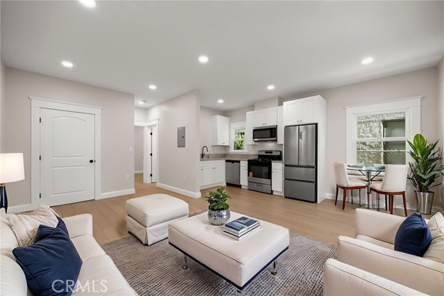 Detail Gallery Image 17 of 37 For 1822 E 2nd #6,  Long Beach,  CA 90802 - 1 Beds | 1 Baths