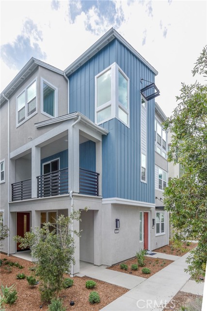 115 Allusion, Irvine CA: https://media.crmls.org/medias/dac2beb8-5fff-43e1-b045-5e597b43dceb.jpg