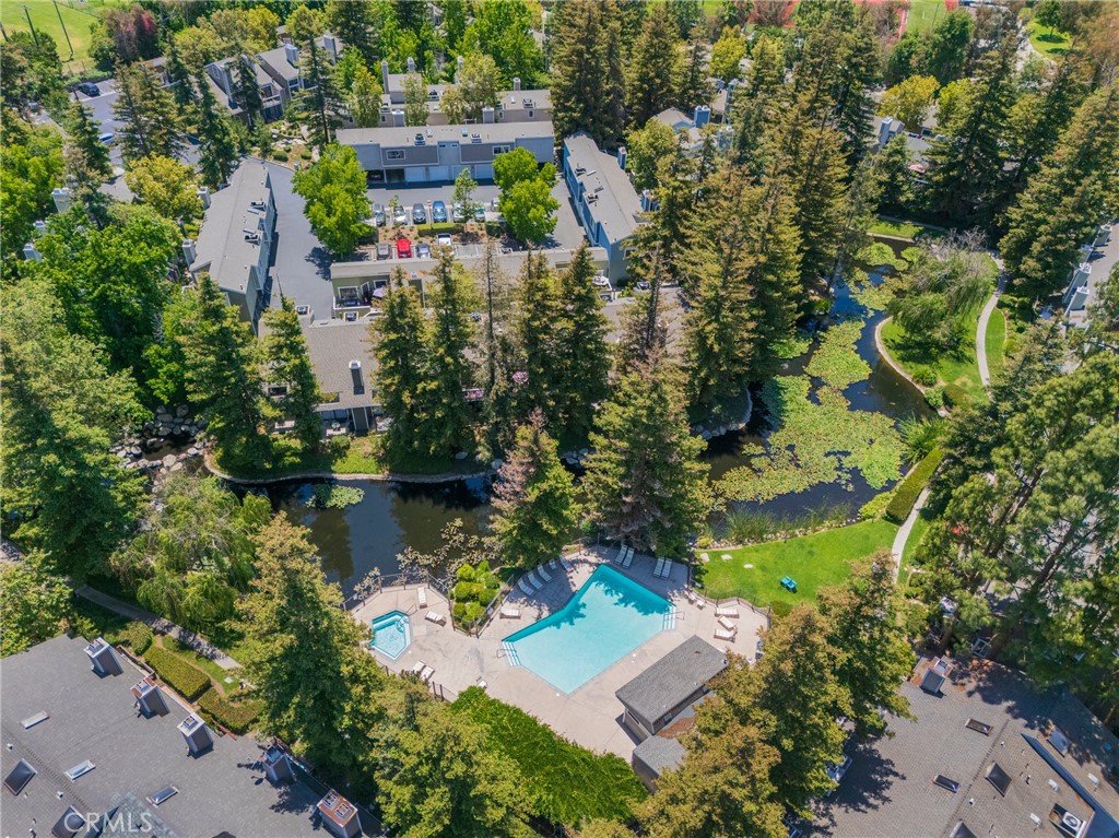 https://media.crmls.org/medias/dac308a9-bf5d-4088-a4bd-9fa58411326a.jpg?preset=X-Large