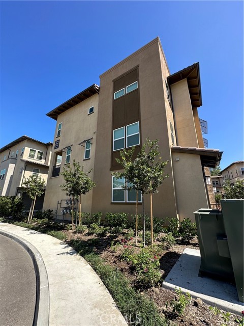 Front Image Thumbnail for CROC26020997